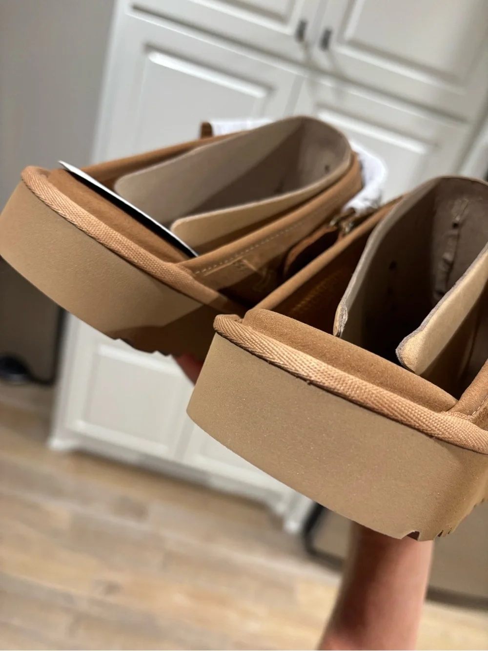 UGG Goldencoast Clog II ‘Chestnut’ Men’s Size 13 Clogs / Mules | 1166915-CHE